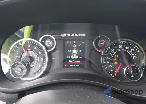 2024 Ram 2500 Tradesman 4X4 6'4 Box z USA, uszkodzony, nr VIN 3C6UR5CJ6RG252974